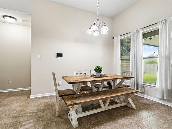 5th image of 28461 Mollys Pl