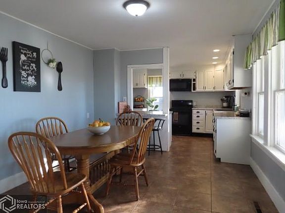 5th image of 20474 170th St