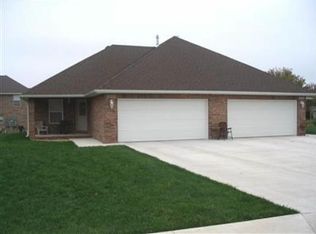 1511-1513 W Garrett Ln, Ozark, MO 65721