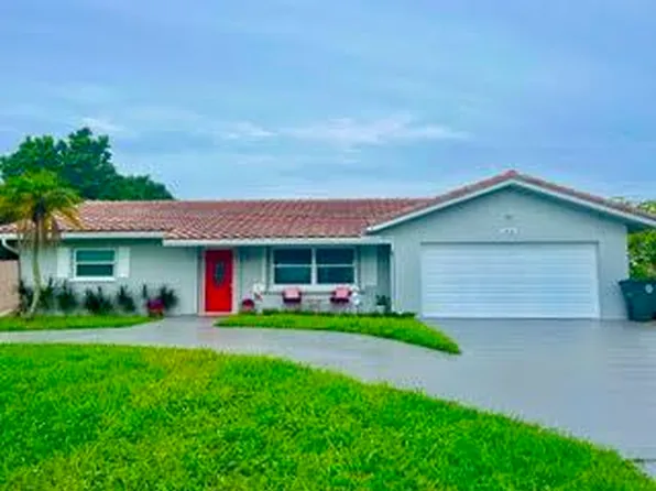 2016 Bonnie Street, Boca Raton, FL 33486