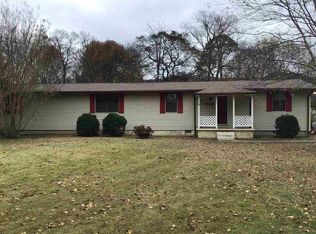 1008 Peck Rd NE, Huntsville, AL 35801