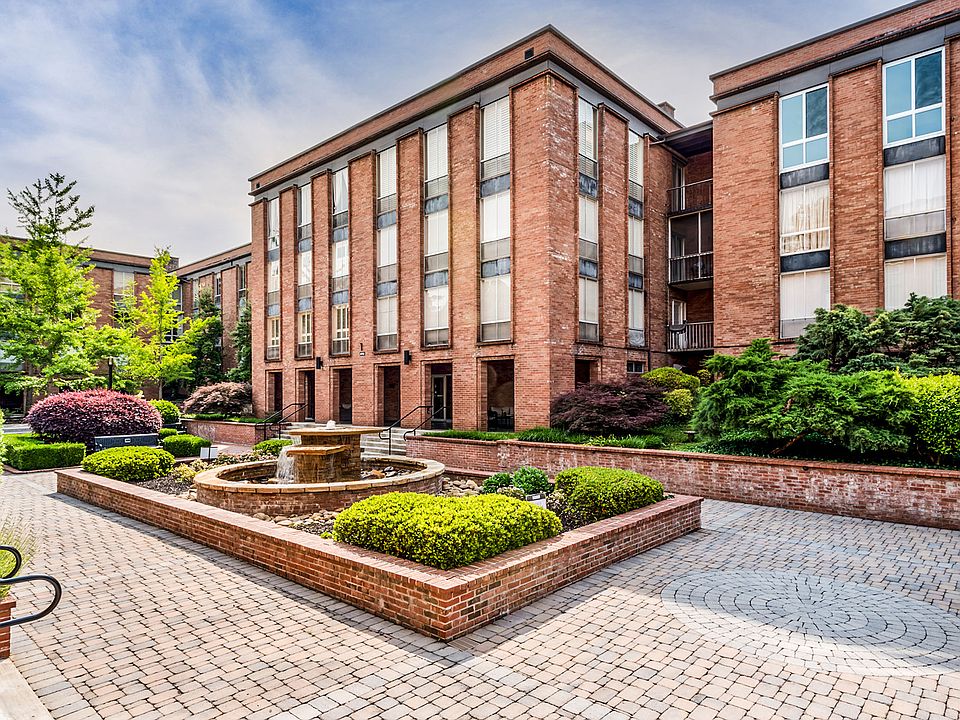 1st image of 1400 Kenesaw Ave APT 13A