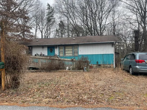 77 Johnson Rd, Hayesville, NC 28904