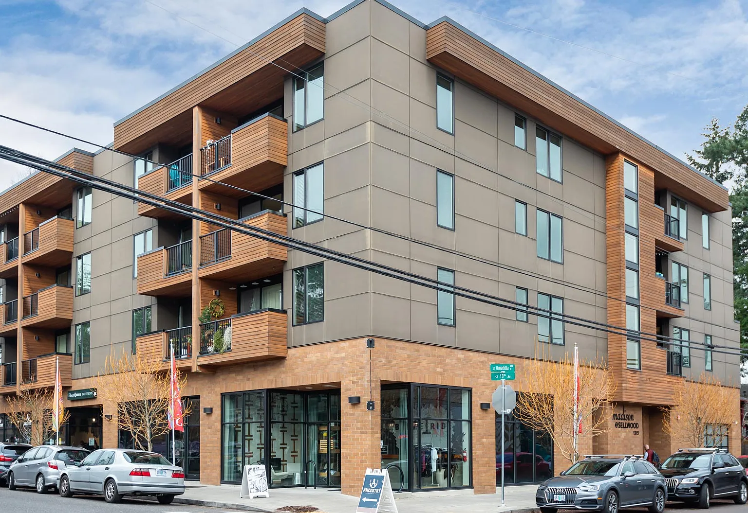 Madison at Sellwood — Photo 1