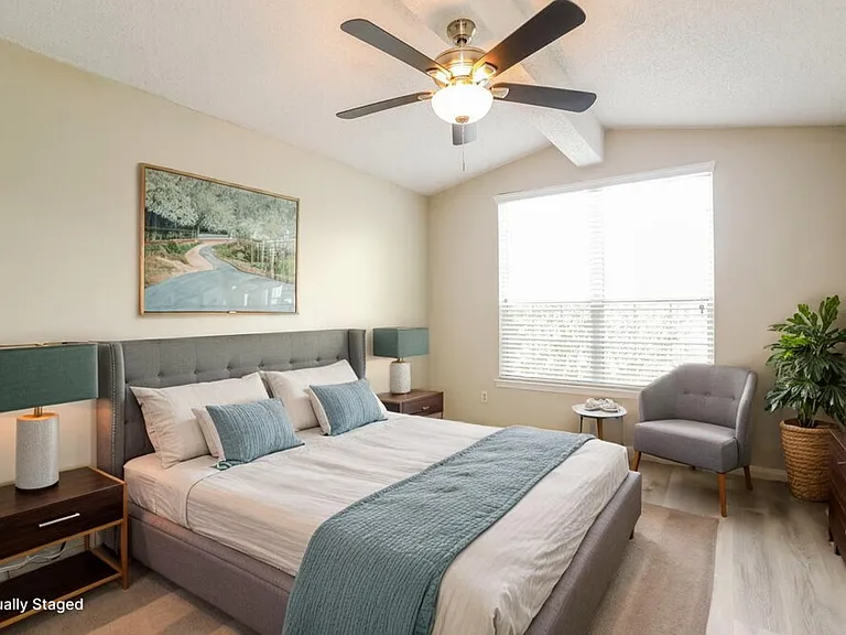3183 Olde Sutton Parke Dr — Photo 10