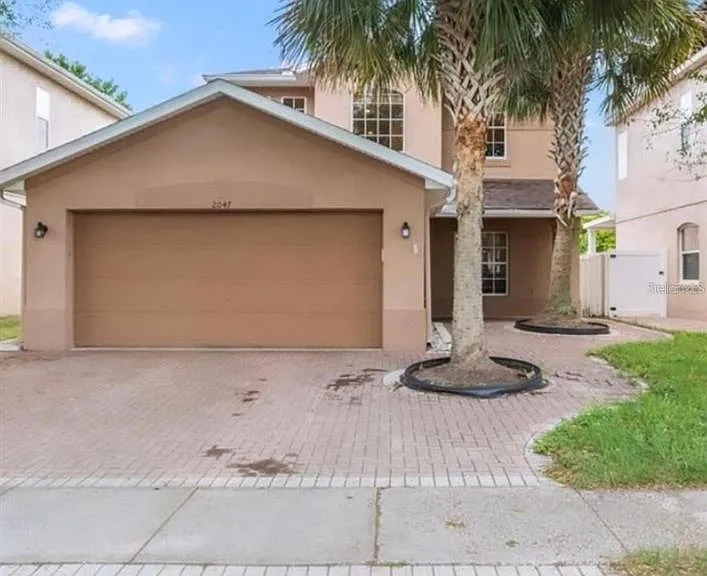2047 Meadow Pond Way — Photo 1