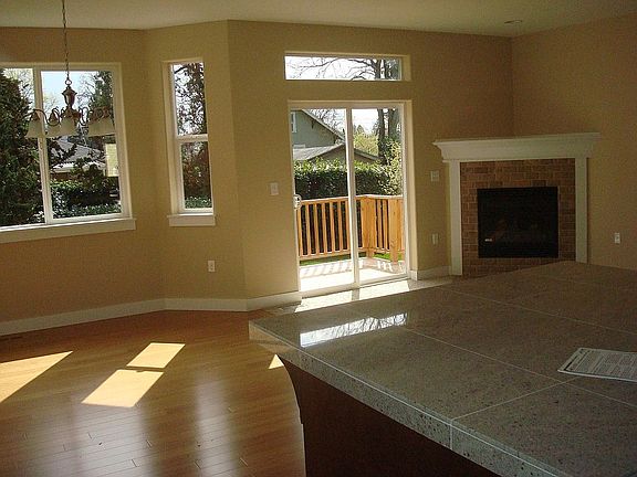 TOP home owner choice granite " Kashmir White" Seen in street of dreams homes 