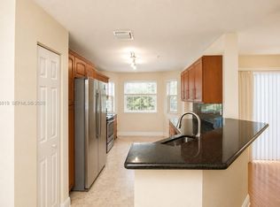 754 NE 90th St Unit 702, Miami, FL 33138