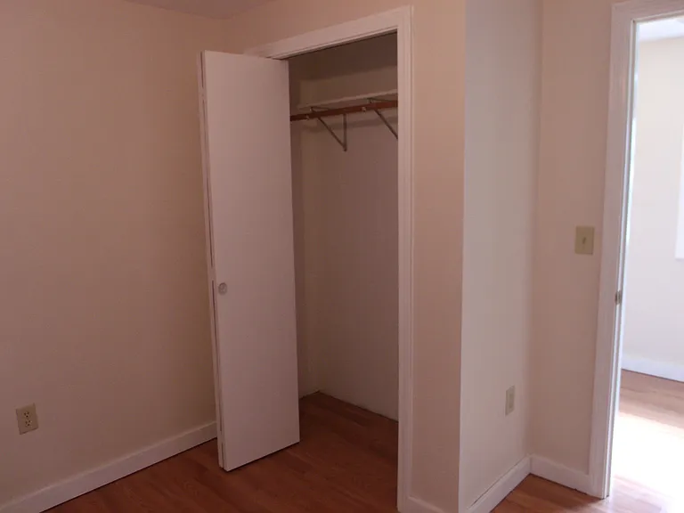 7 Chelle Rd — Photo 4