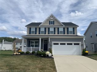 9906 Ethan Cir, Olmsted Falls, OH 44138