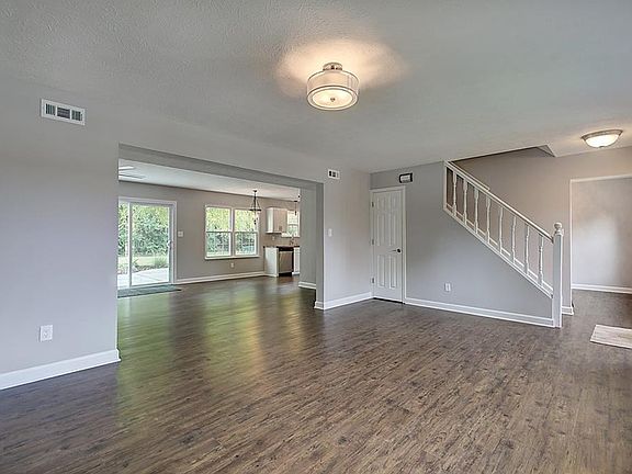 3rd image of 7408 Tarragon Pl