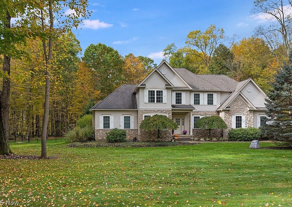 11610 Ascot Ln, Chagrin Falls, OH 44023 Zillow