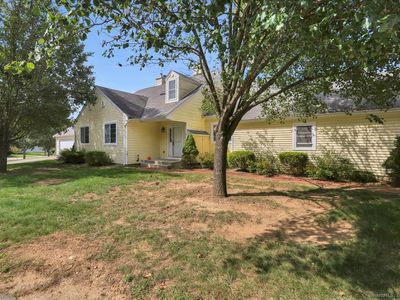 2 Pequot Square #2, Mansfield Center, CT, 06250