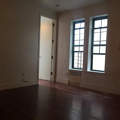 Rented by Bohemia Realty Group | media 9