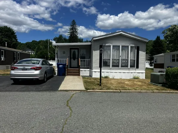 1003 Oak Hill Ave #3, Attleboro, MA 02703