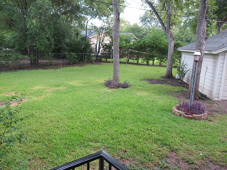 2409 Northland Dr — Photo 11