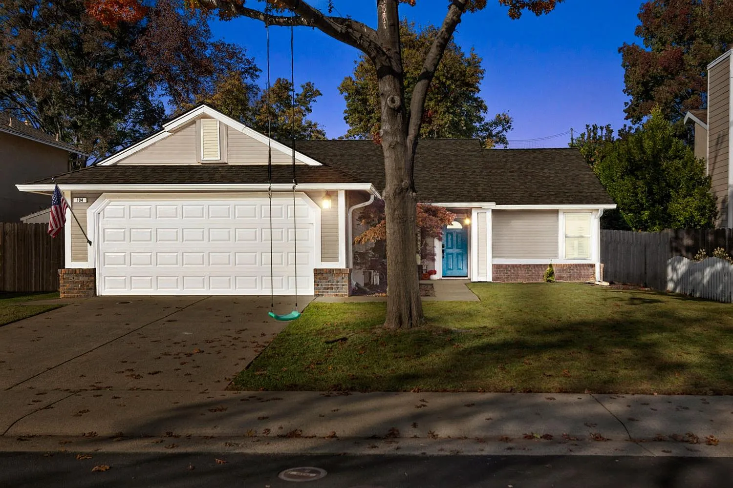 104 Arbuckle Ave photo 1
