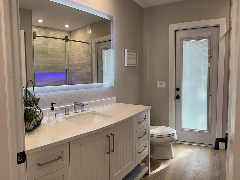1423 Jupiter Rd — Photo 7