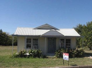 405 Decatur St, Alvord, TX 76225