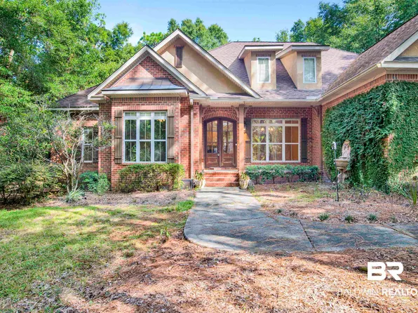 107 Willow Lake Dr, Fairhope, AL 36532