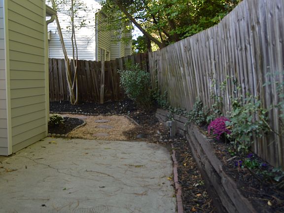 2nd image of 5138 Laurel Bridge Ct SE