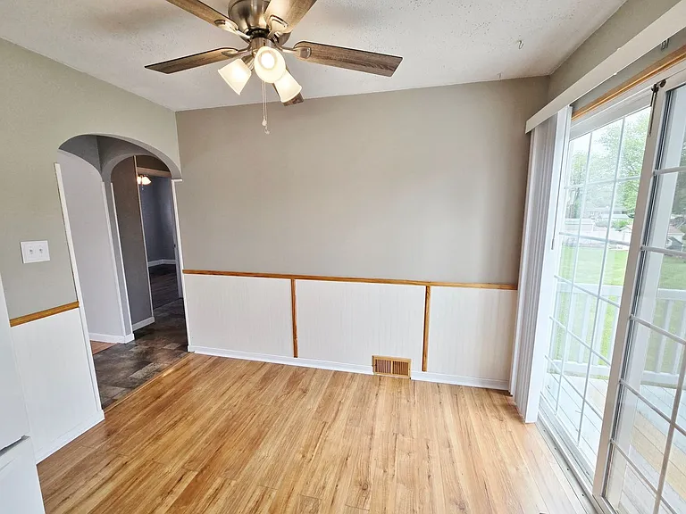125 Grant Dr — Photo 13