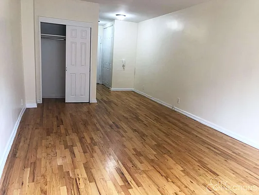 Rented by City Connections Realty | media 10