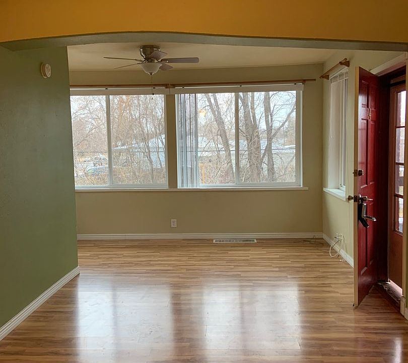 1st image of 303 Hooker St APT 6