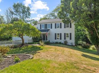 45 Wincanton Dr, Fairport, NY 14450