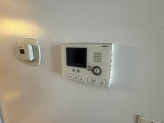 5th image of 254 E 33rd St APT 3N