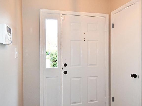 2nd image of 5711 Heritage Hill Ct