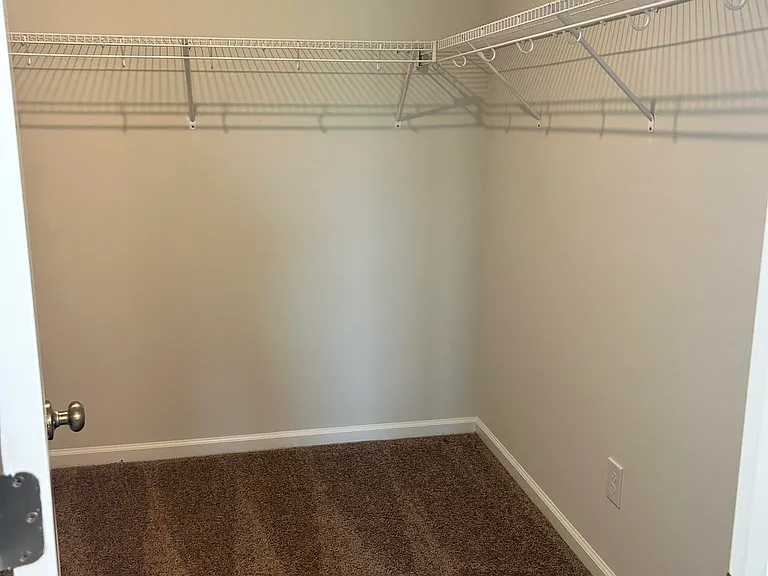 5010 Erwin Ct — Photo 13
