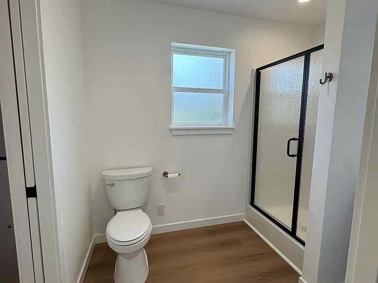 524 Frederick St SE — Photo 7