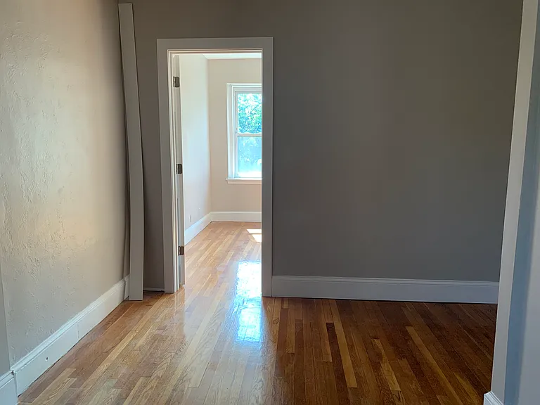 27 Lanark Rd #2 — Photo 19