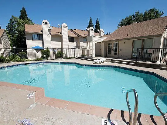 5607 Walnut Ave — Photo 7