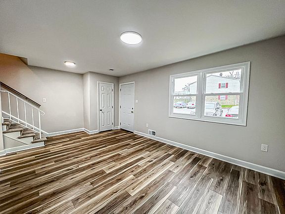 4th image of 2506 Sedgewick Pl