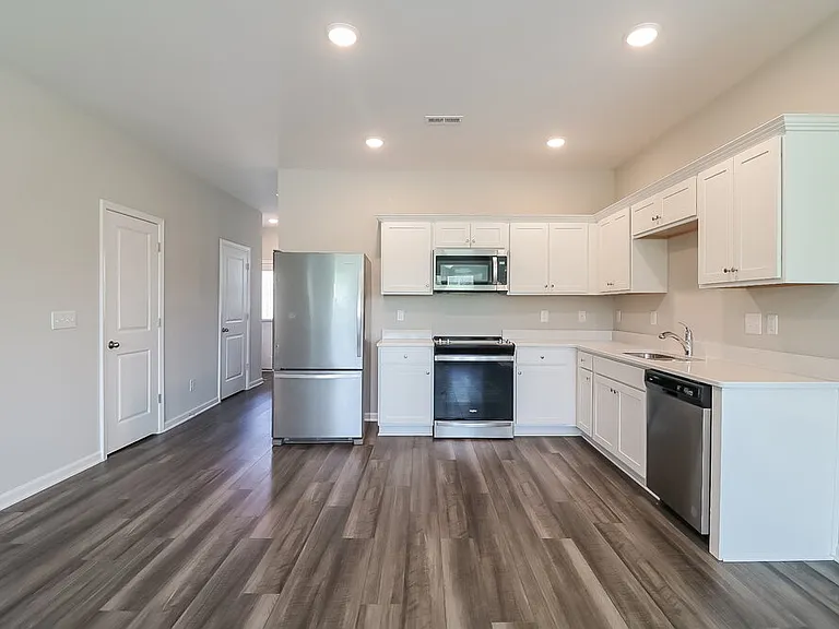642 Wendell Falls Pkwy — Photo 8