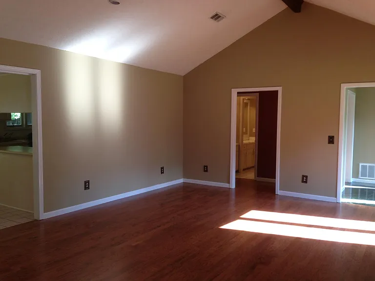 1149 Eagle Cir — Photo 9