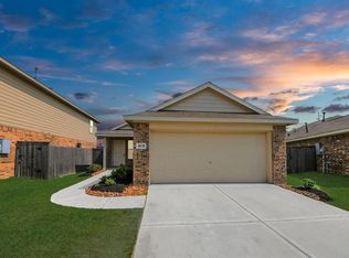 4131 Neches Bend Dr, Baytown, TX 77521