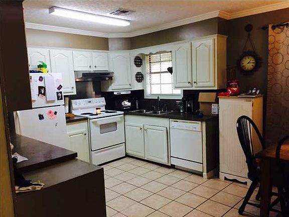 3rd image of 280 Veterans Dr