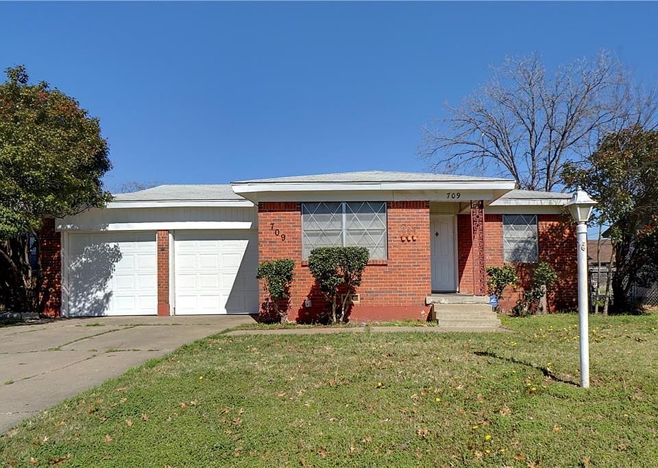 1st image of 709 Tanglewood Dr
