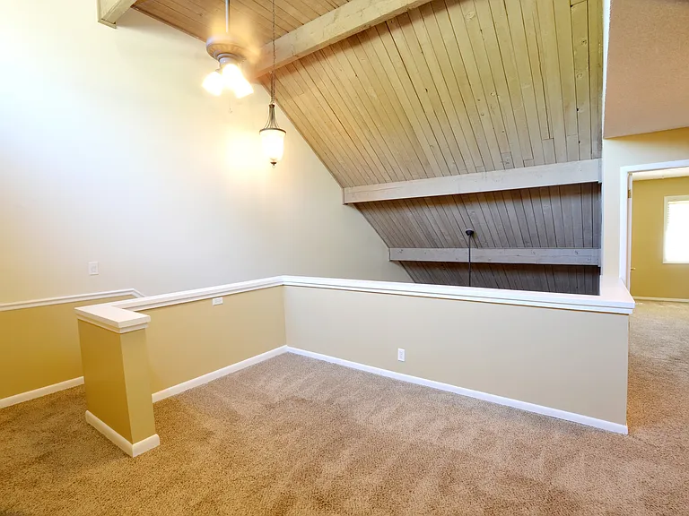 226 Crown Oaks Way — Photo 21
