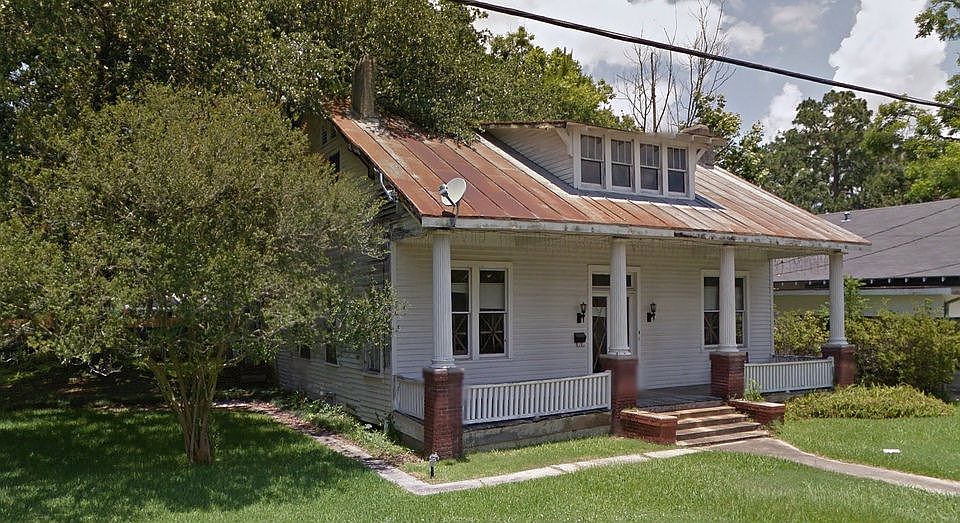 2nd image of 508 Julia St