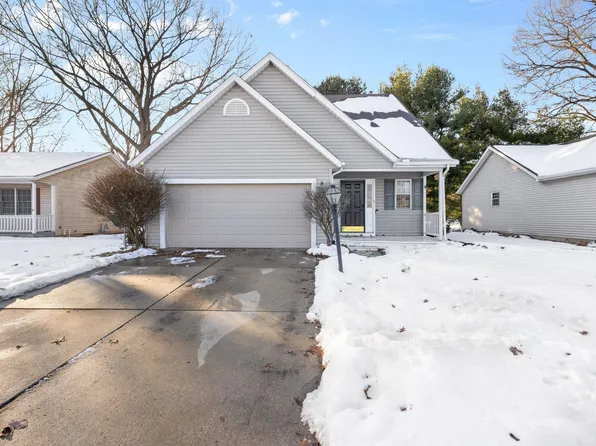 4435 Laurel Creek Dr, South Bend, IN 46628