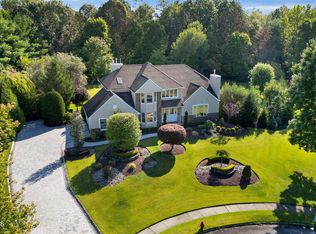 25 Iroquois Drive, Freehold, NJ 07728