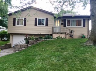 7539 S 89th St, La Vista, NE 68128