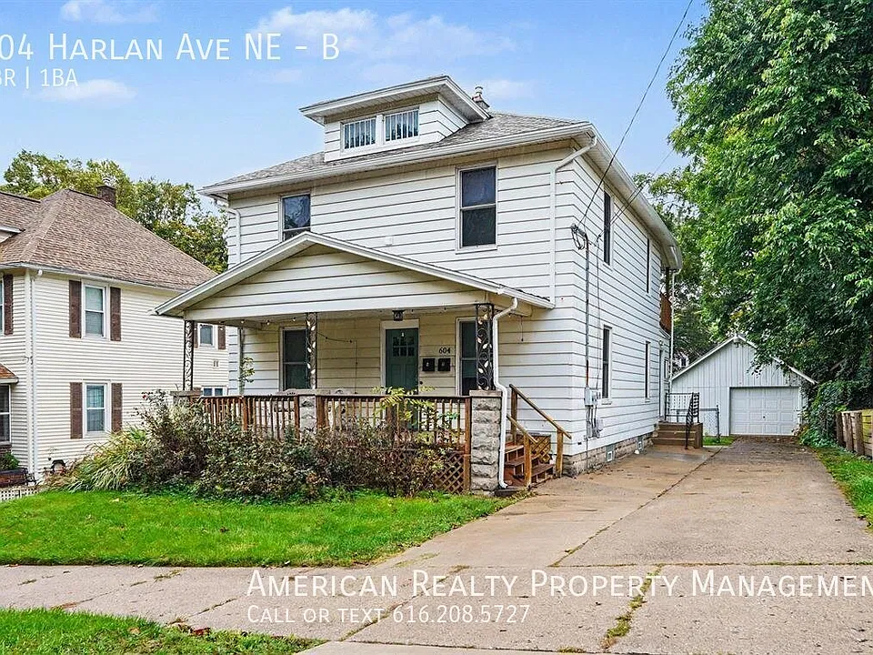 604 Harlan Ave NE #B
