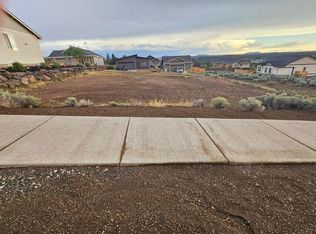 1053 SE Greenleaf Ln, Madras, OR