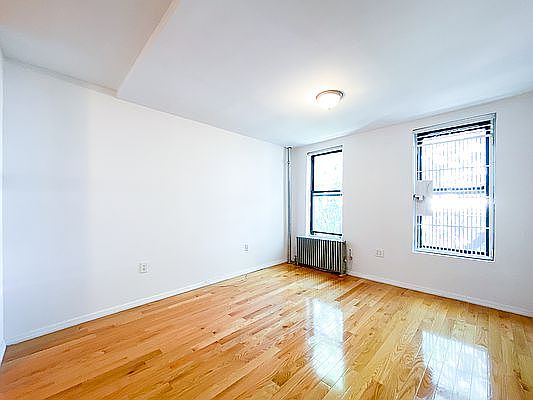 1st image of 319 E 5th St APT 17