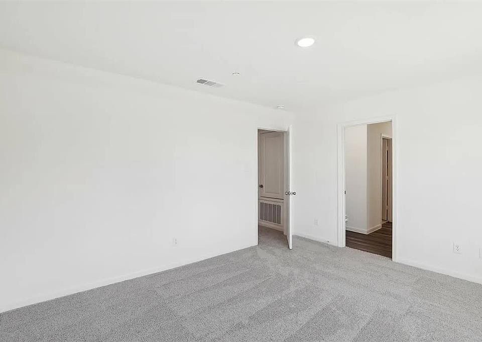 1st image of 233 Berthe Ct #233